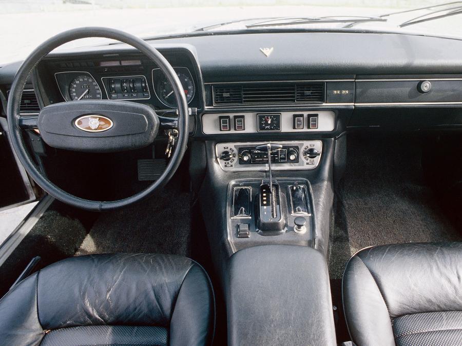  Jaguar XJ-S 1975 года  (EU) (фото 6 из 9)